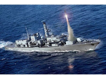 06720 1 700 HMS Type 23 Frigate  MontroseF236 Plastic Model Kit Online Hot Sale